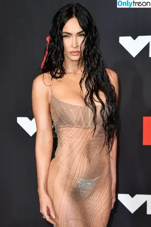 Megan Fox / megan.fox / meganfox nude photo #0713