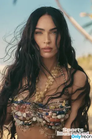 Megan Fox / megan.fox / meganfox nude photo #0916