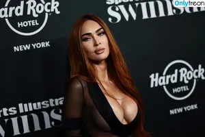 Megan Fox / megan.fox / meganfox nude photo #0954