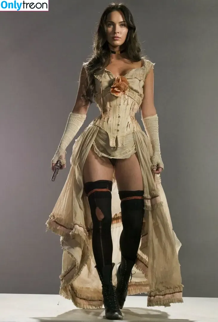 Megan Fox nude photo #0025 (action / meganfox)