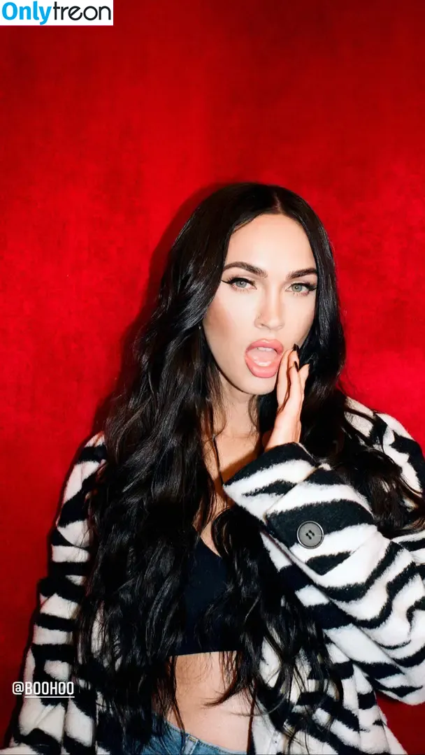 Megan Fox nude photo #0068 (action / meganfox)