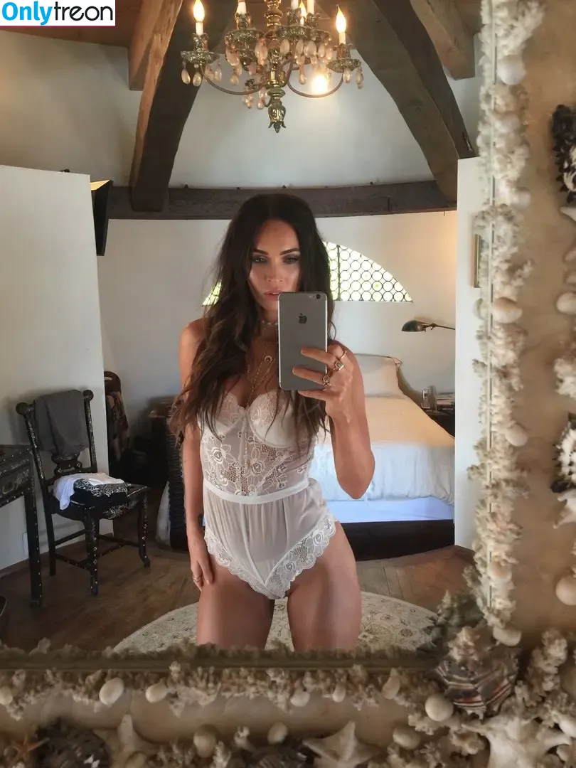Megan Fox nude photo #0150 (megan.fox / meganfox)