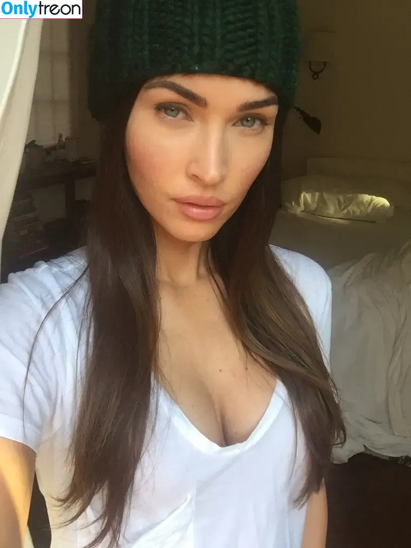 Megan Fox nude photo #0152 (megan.fox / meganfox)