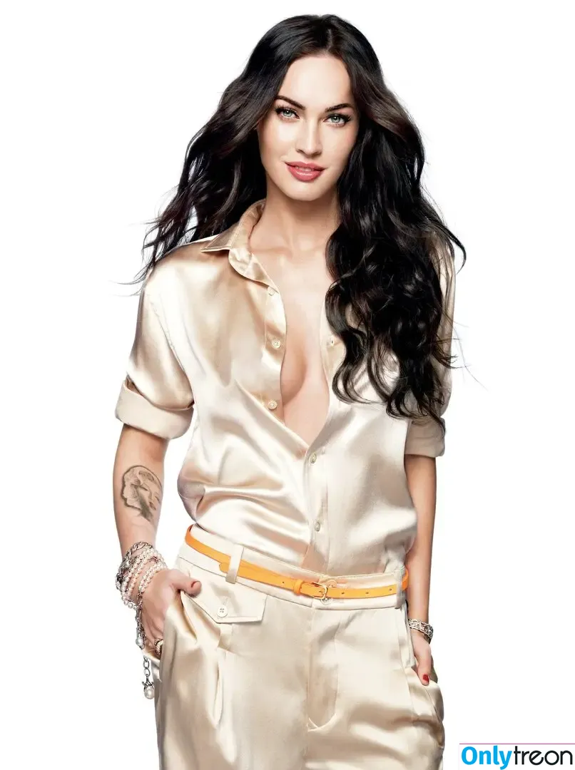 Megan Fox nude photo #0569 (megan.fox / meganfox)