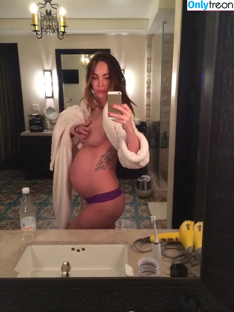Megan Fox nude photo #0804 (megan.fox / meganfox)