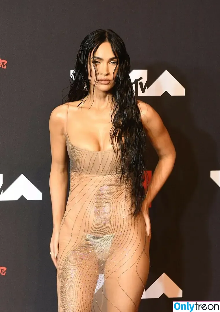 Megan Fox nude photo #0811 (megan.fox / meganfox)