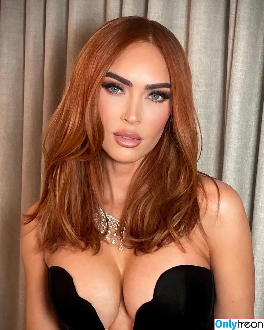 Megan Fox nude photo #0880 (megan.fox / meganfox)