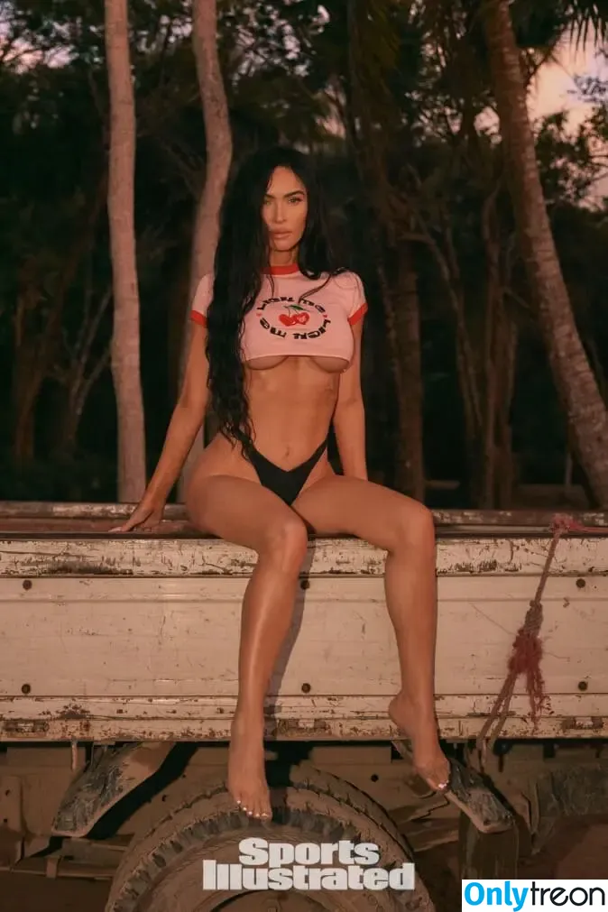 Megan Fox nude photo #0943 (megan.fox / meganfox)