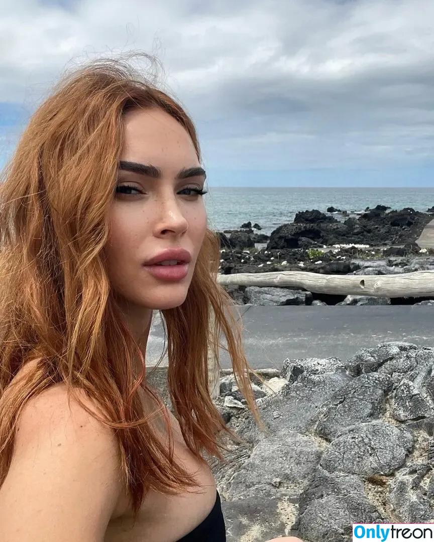 Megan Fox nude photo #0997 (megan.fox / meganfox)