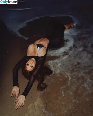 Megan Fox / megan.fox / meganfox nude photo #1084