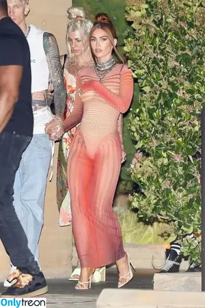 Megan Fox / megan.fox / meganfox nude photo #1128