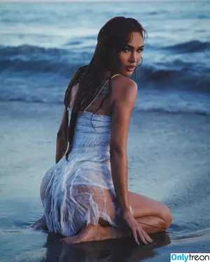 Megan Fox / megan.fox / meganfox nude photo #1145