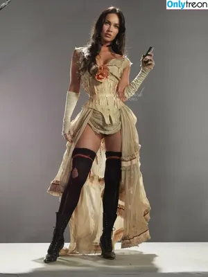 Megan Fox / megan.fox / meganfox nude photo #1166