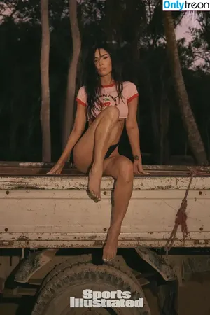 Megan Fox / megan.fox / meganfox nude photo #1203