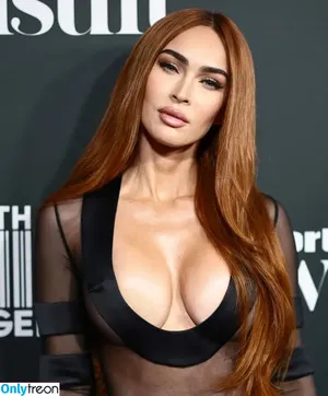 Megan Fox / megan.fox / meganfox nude photo #1239