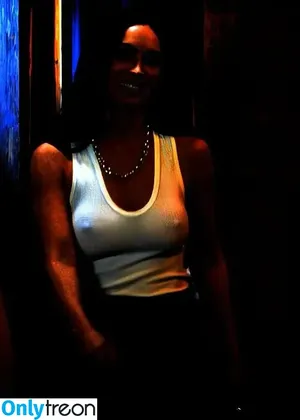 Megan Fox / megan.fox / meganfox nude photo #1297