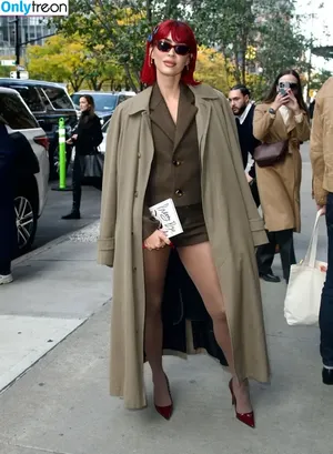 Megan Fox / megan.fox / meganfox nude photo #1319