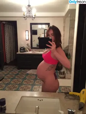 Megan Fox / megan.fox / meganfox nude photo #1706