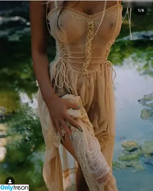 Megan Fox / megan.fox / meganfox nude photo #1851