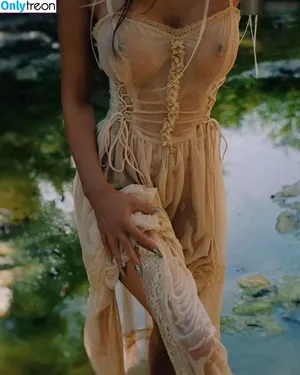 Megan Fox / megan.fox / meganfox nude photo #1860