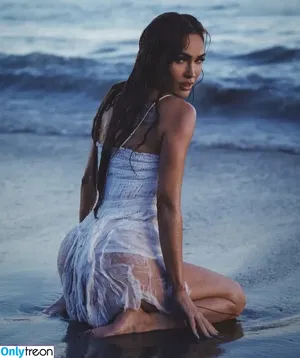 Megan Fox / megan.fox / meganfox nude photo #1876
