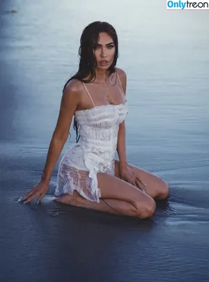 Megan Fox / megan.fox / meganfox nude photo #1880