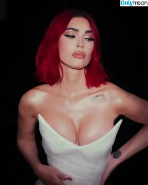 Megan Fox / megan.fox / meganfox nude photo #1966