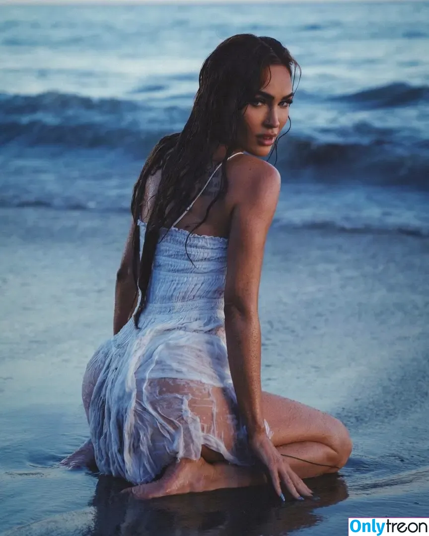 Megan Fox nude photo #1145 (megan.fox / meganfox)
