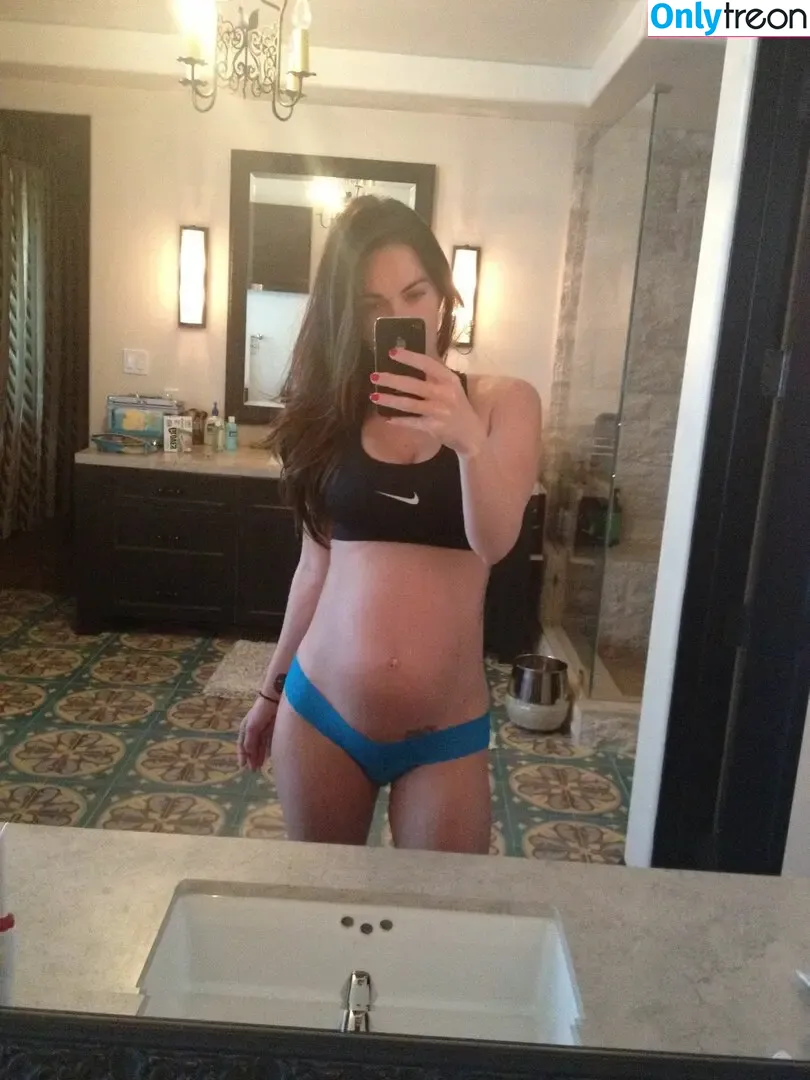 Megan Fox nude photo #1358 (megan.fox / meganfox)