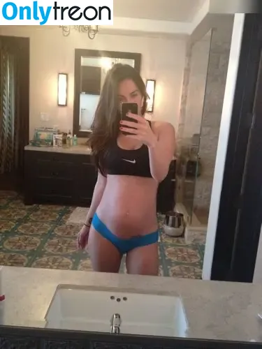 Megan Fox nude photo #1759 (megan.fox / meganfox)