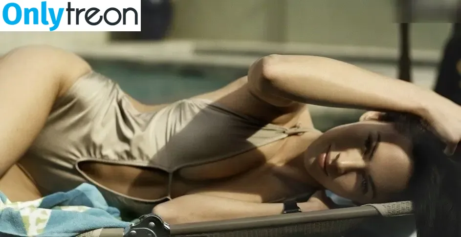 Megan Fox nude photo #1822 (megan.fox / meganfox)