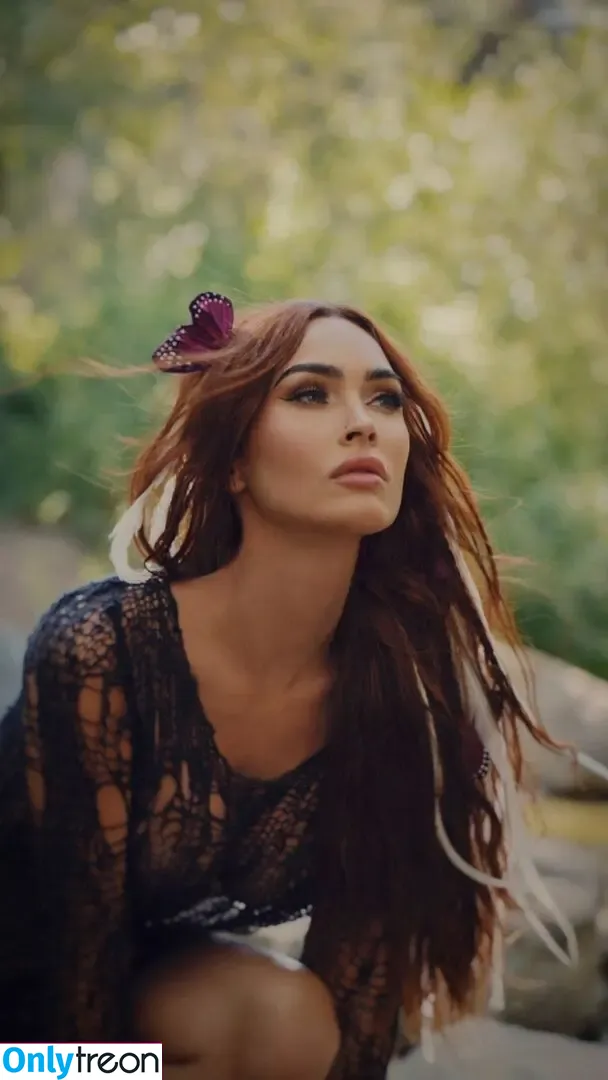 Megan Fox nude photo #1863 (megan.fox / meganfox)