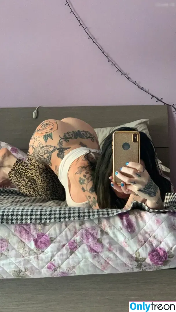 Megan Inky nude photo #0144 (inky_real / meganinky84)