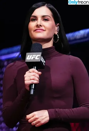 Megan Olivi / MeganOlivi nude photo #0015