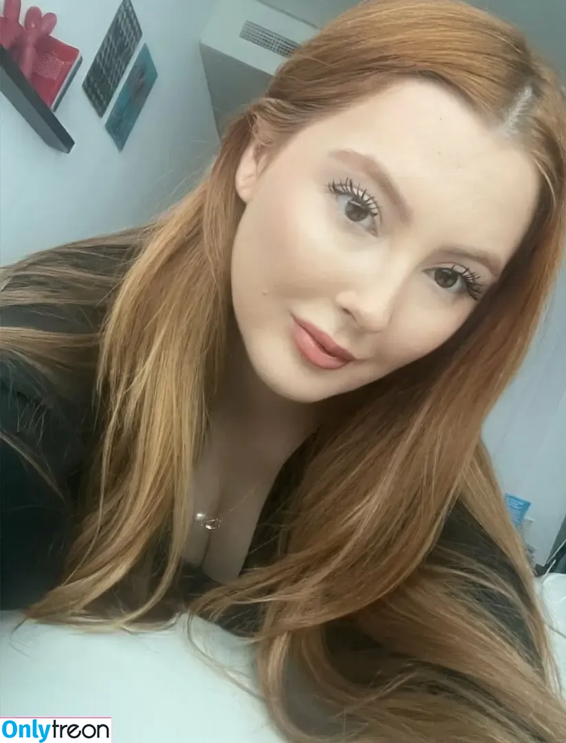 Megan Winters nude photo #0042 (megalexandriawinters / meganwintersx)
