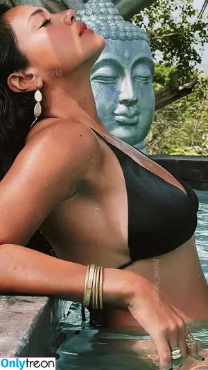 Megha Gupta / meghaguptaofficial nude photo #0050