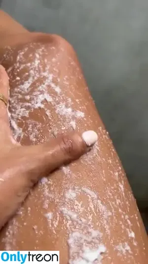 Megha Gupta / meghaguptaofficial nude photo #0054