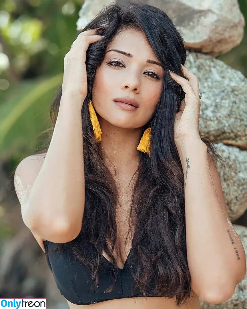 Megha Gupta nude photo #0008 (meghaguptaofficial)