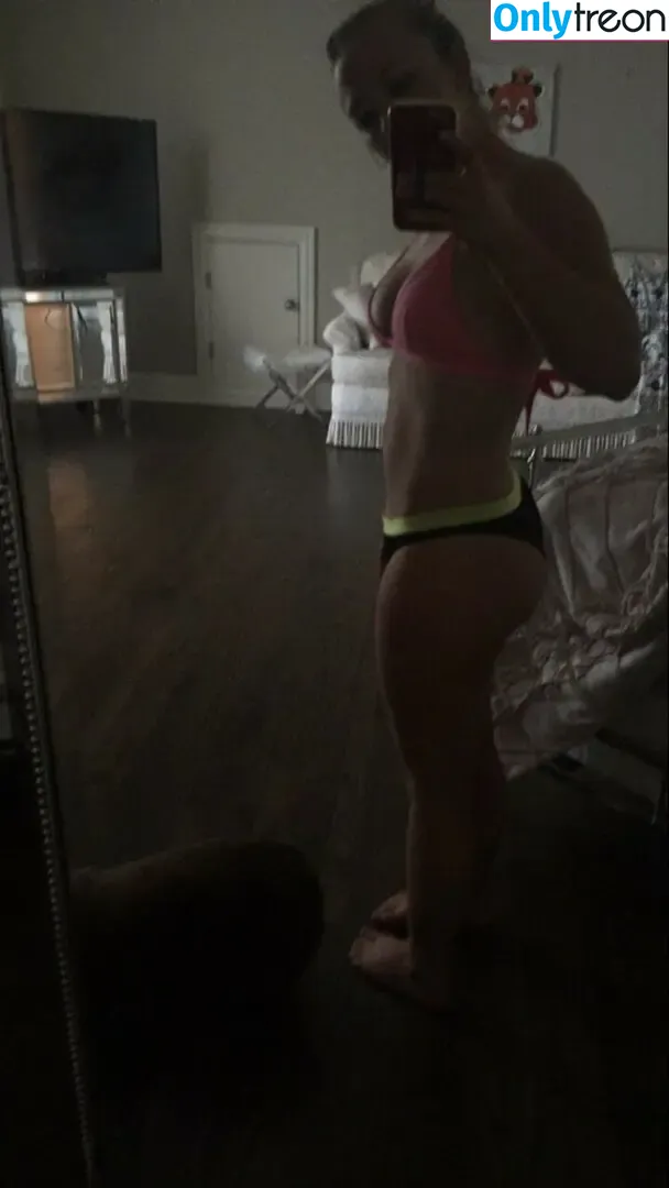 Meghan Mccarthy nude photo #0014 (meghanwmccarthy / megmariiee)