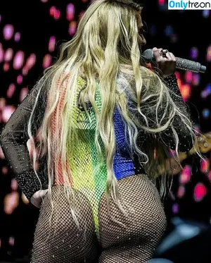 Meghan Trainor / forallyourmarketingneeds / meghantrainor nude photo #0259