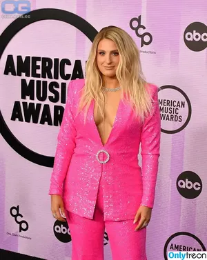 Meghan Trainor / forallyourmarketingneeds / meghantrainor nude photo #0260