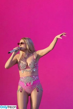Meghan Trainor / chaoticd / meghantrainor nude photo #0317