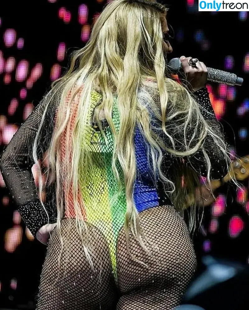 Meghan Trainor nude photo #0259 (forallyourmarketingneeds / meghantrainor)