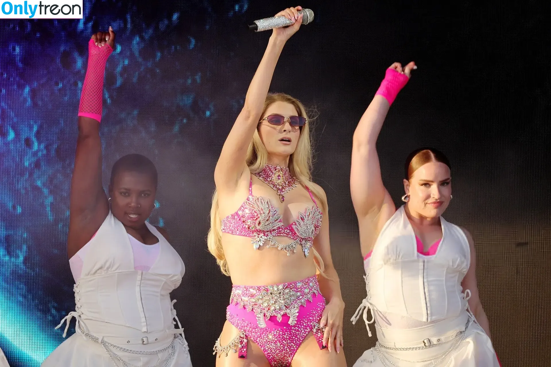 Meghan Trainor nude photo #0308 (forallyourmarketingneeds / meghantrainor)