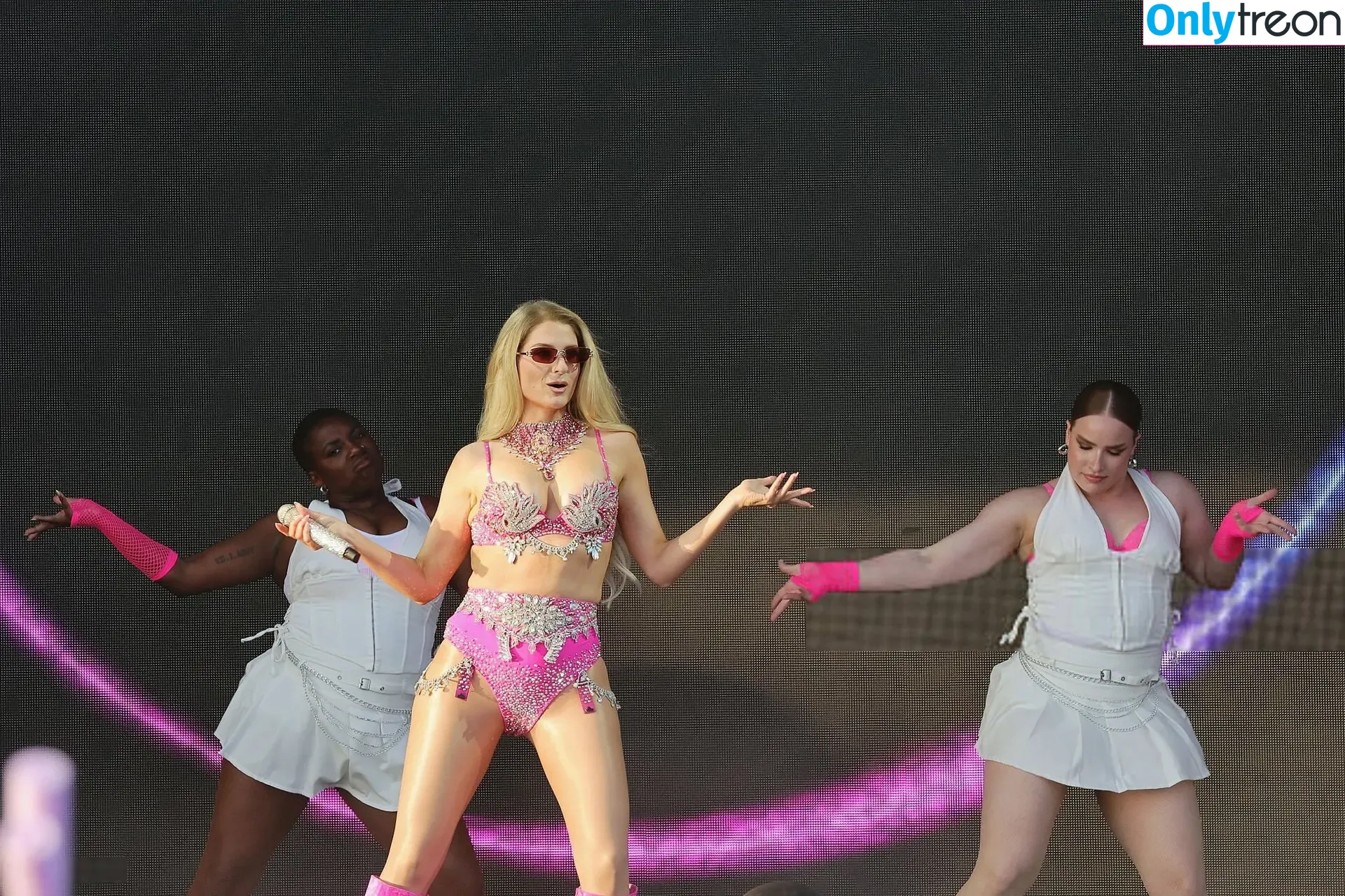 Meghan Trainor nude photo #0310 (forallyourmarketingneeds / meghantrainor)