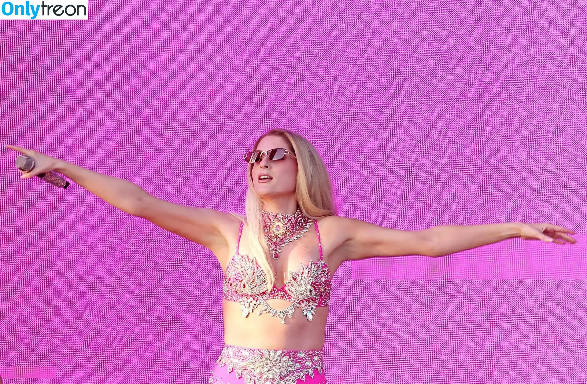 Meghan Trainor nude photo #0311 (forallyourmarketingneeds / meghantrainor)