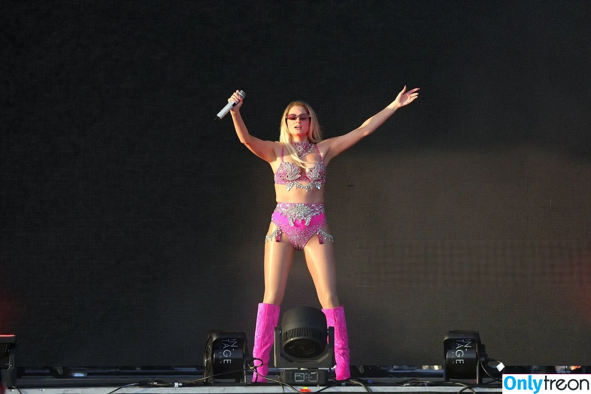 Meghan Trainor nude photo #0316 (forallyourmarketingneeds / meghantrainor)
