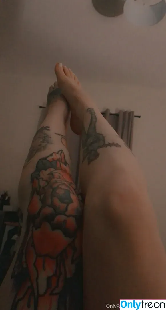 meh_danni nude photo #0011 (meh.danni)