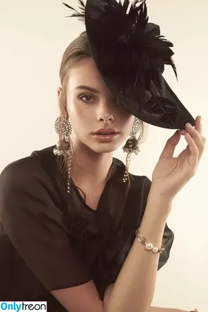 Meika Woollard / meikawoollard nude photo #0383