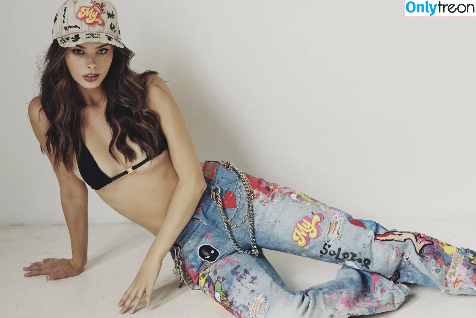 Meika Woollard nude photo #0365 (meikawoollard)